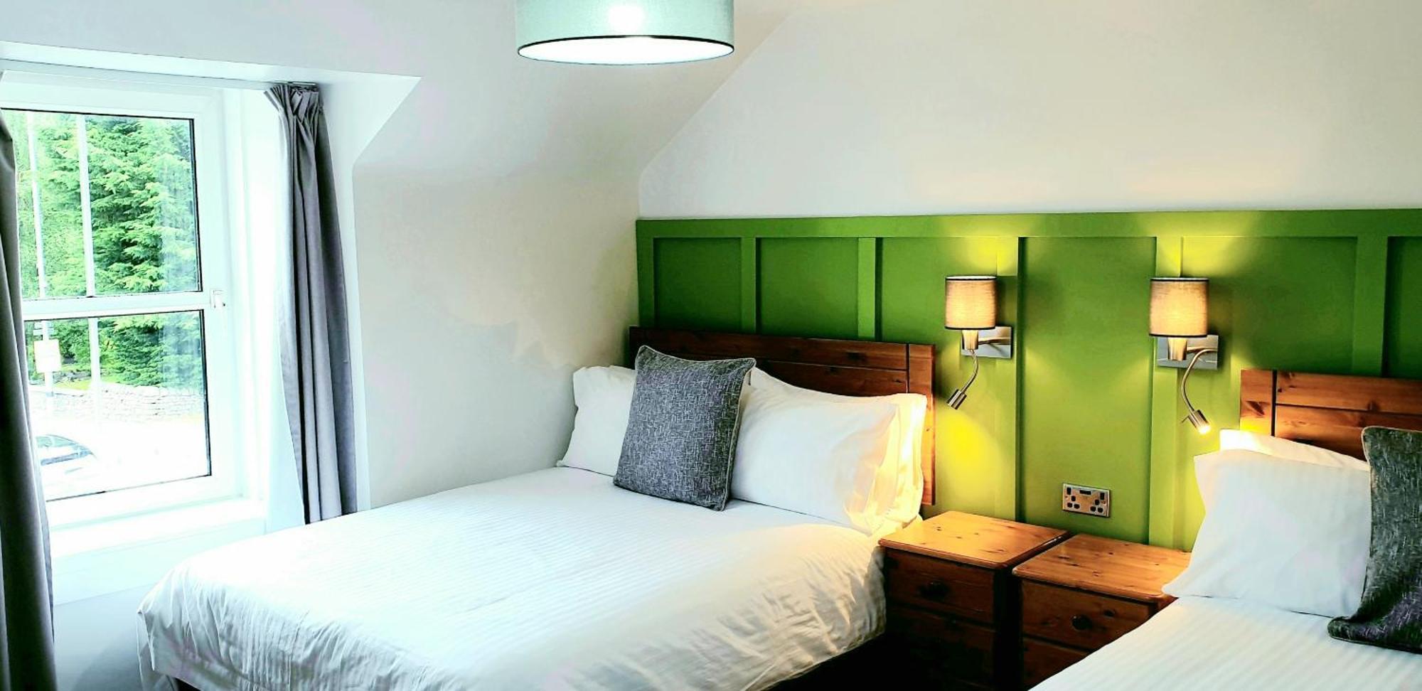 The Osprey Hotel Kingussie Room photo